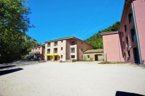 Hotels in Sollies-Toucas